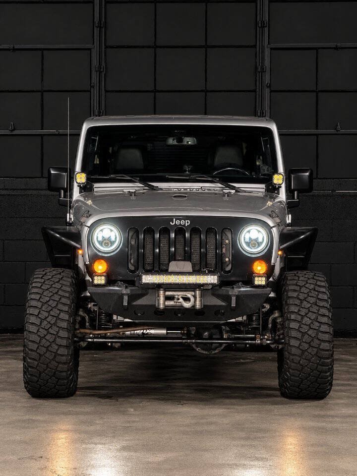 Used 2017 Jeep Wrangler Unlimited Sport AWD/4WD image 2