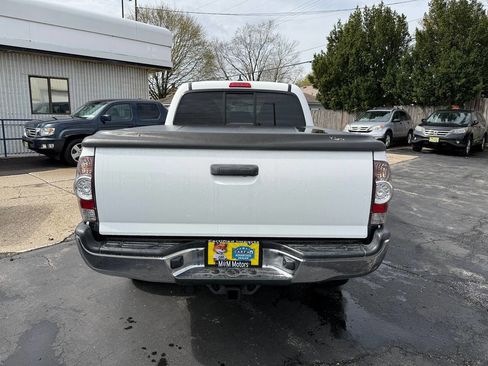 Used 2014 Toyota Tacoma 4x4 Double Cab w/ SR5 Package image 84