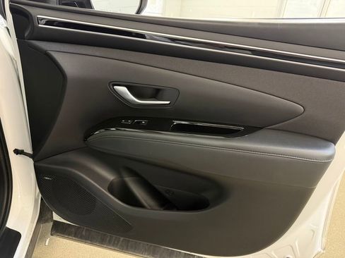Used 2024 Hyundai Tucson Limited AWD/4WD image 25