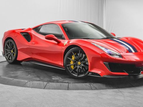 Used 2020 Ferrari 488 Pista Coupe RWD image 1