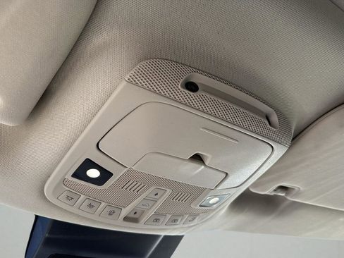 Used 2019 Lincoln Navigator L Reserve image 23