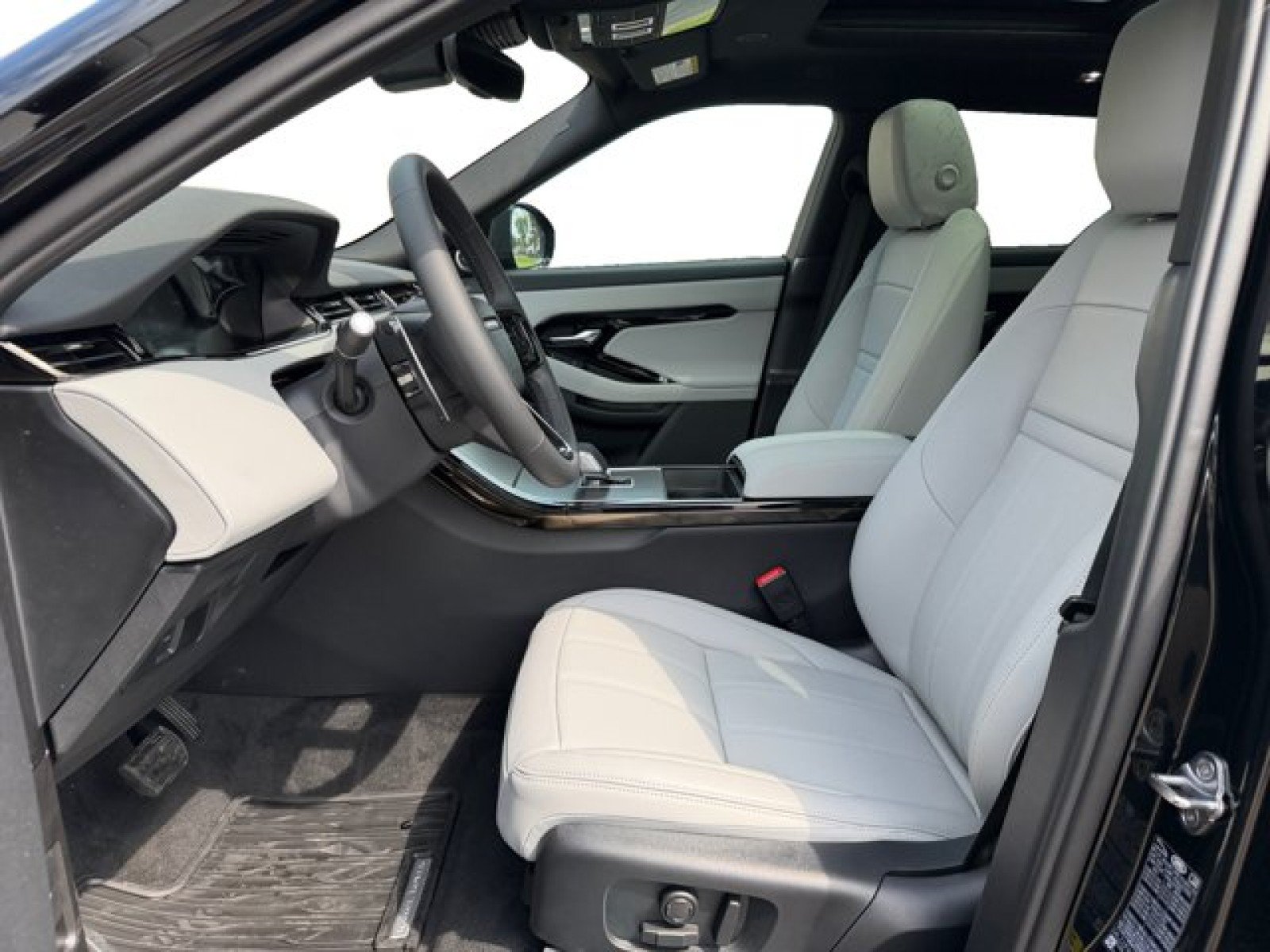 New 2026 Land Rover Range Rover Evoque S AWD/4WD image 10
