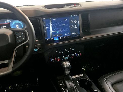 Used 2025 Ford Bronco Big Bend AWD/4WD image 6