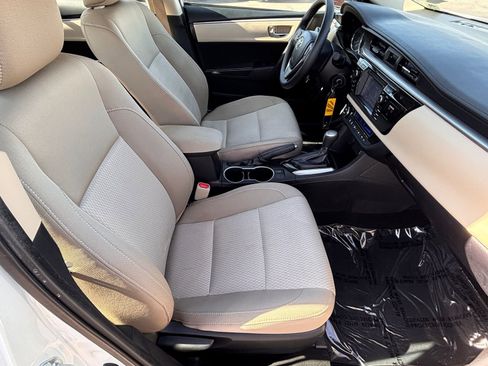 Used 2016 Toyota Corolla LE FWD image 14