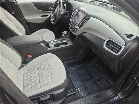 Certified 2022 Chevrolet Equinox LS w/ LPO, Floor Liner Package image 18