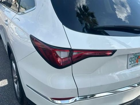 Used 2023 Acura MDX SH-AWD image 2