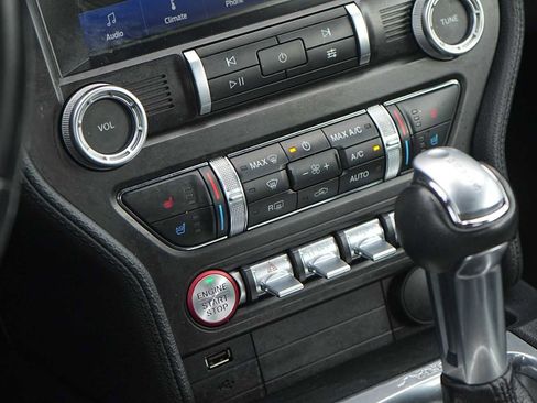 Used 2022 Ford Mustang Premium image 23