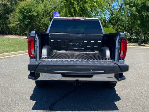 Used 2025 GMC Sierra 1500 SLT AWD/4WD image 7