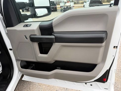Used 2018 Ford F350 XL w/ Power Equipment Group image 29