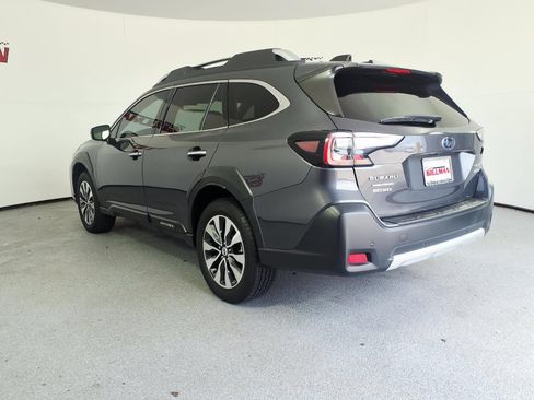 Used 2024 Subaru Outback Touring w/ Tech Package 2 AWD/4WD image 2