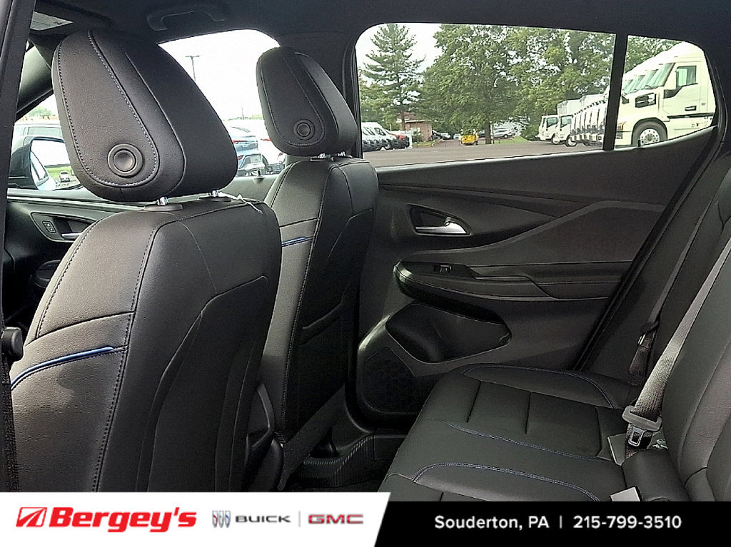 New 2026 Buick Envista Sport Touring w/ Convenience I Package FWD image 8