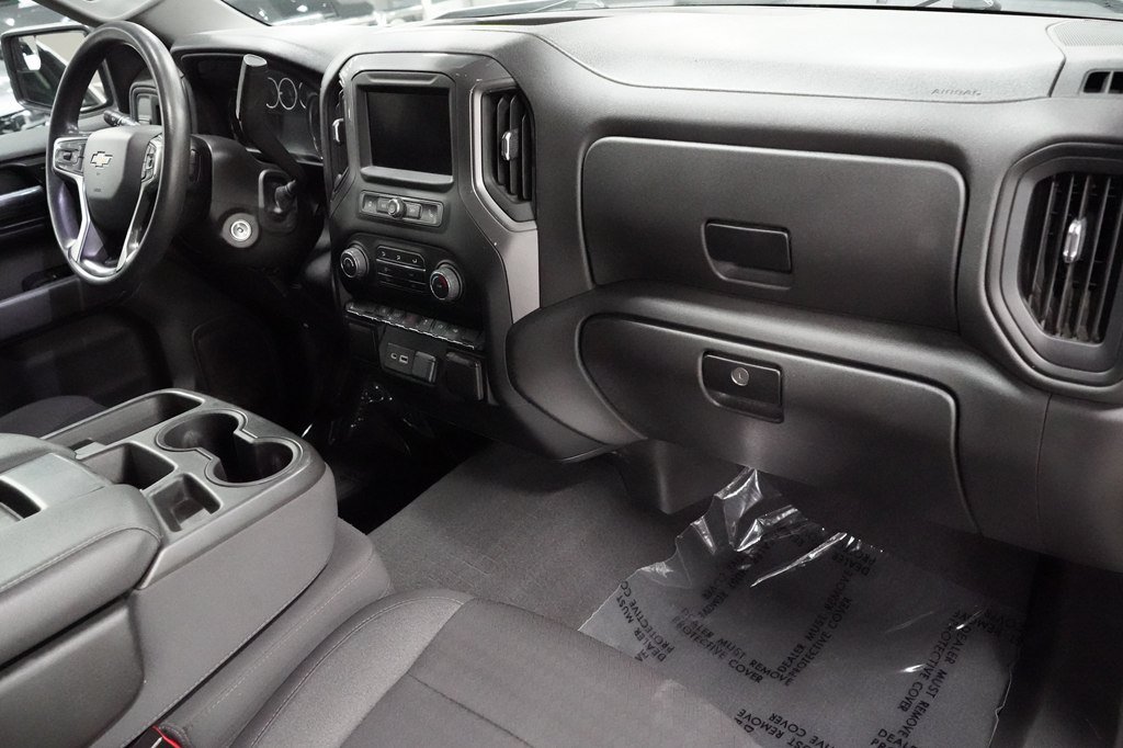 Used 2022 Chevrolet Silverado 1500 Custom w/ LPO, Blackout Package RWD image 23