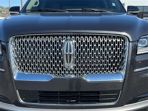 Used 2023 Lincoln Navigator L Reserve image 46