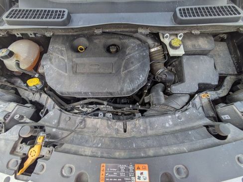 Used 2018 Ford Escape Titanium image 18