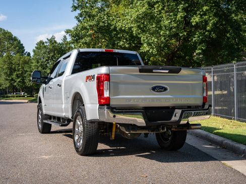 Used 2018 Ford F250 Lariat w/ Chrome Package AWD/4WD image 6