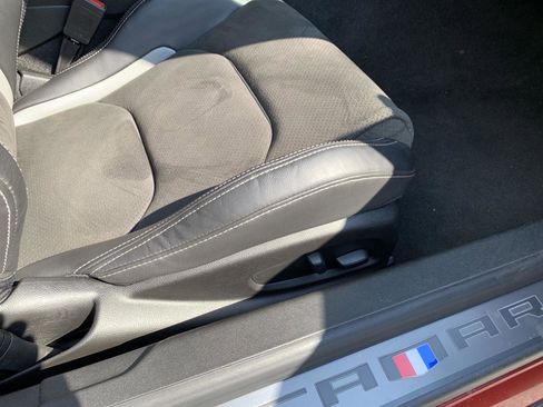 Used 2021 Chevrolet Camaro SS image 30