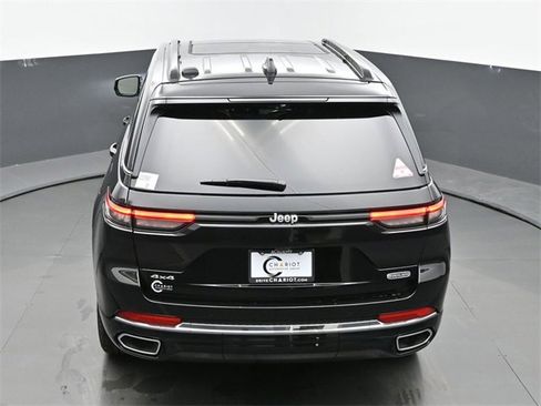 New 2025 Jeep Grand Cherokee Overland w/ Adv Protech Group III image 40