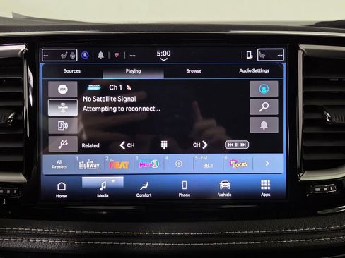 New 2026 Chrysler Pacifica Select image 24