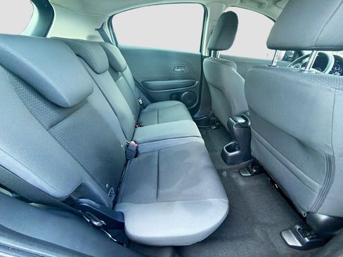 Used 2022 Honda HR-V LX image 25