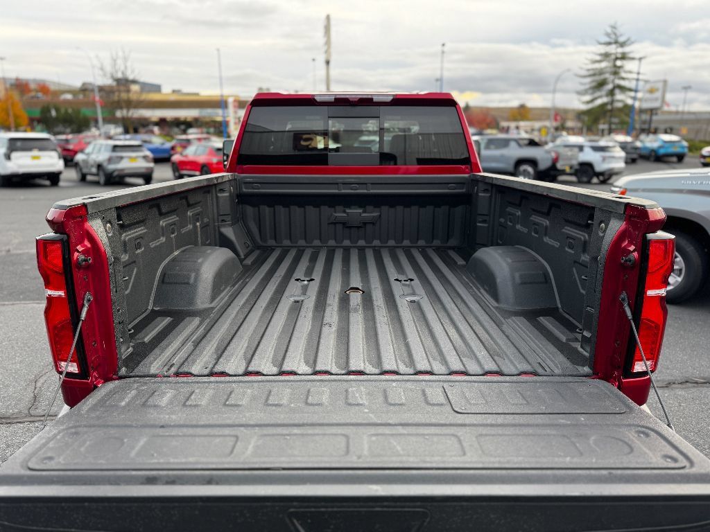 Used 2024 Chevrolet Silverado 2500 LTZ w/ LTZ Plus Package AWD/4WD image 21