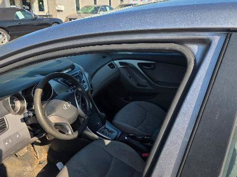 Used 2013 Hyundai Elantra GLS FWD image 7