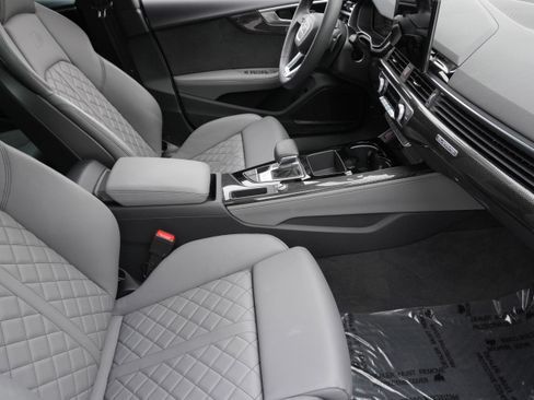Used 2024 Audi S5 Premium Plus w/ Premium Plus Package image 13