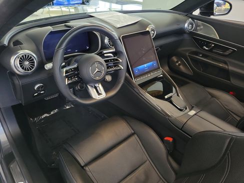 Used 2022 Mercedes-Benz SL 63 AMG 4MATIC image 23
