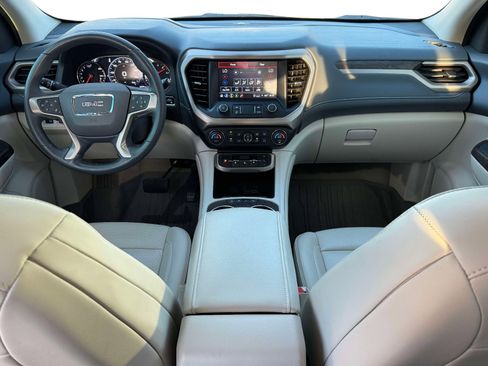 Used 2023 GMC Acadia Denali w/ Denali Technology Package image 17