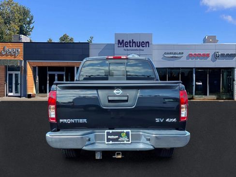 Used 2021 Nissan Frontier SV AWD/4WD image 5