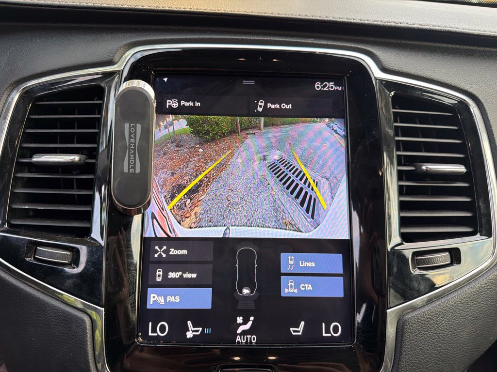 Used 2018 Volvo XC90 T6 Inscription w/ Convenience Package AWD/4WD image 3