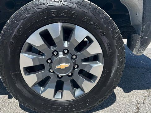Used 2023 Chevrolet Silverado 2500 Custom w/ Custom Value Package AWD/4WD image 13