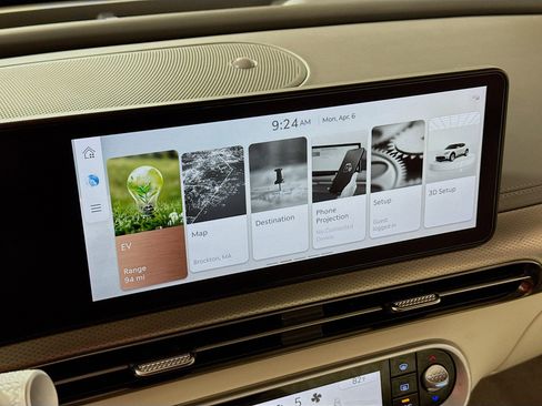 Used 2023 Genesis GV60 Performance image 19