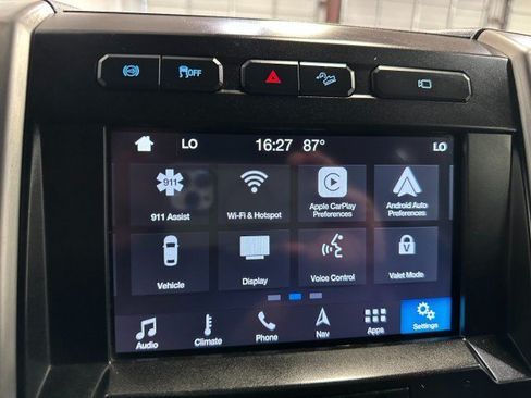 Used 2019 Ford F250 Platinum w/ FX4 Off-Road Package AWD/4WD image 77