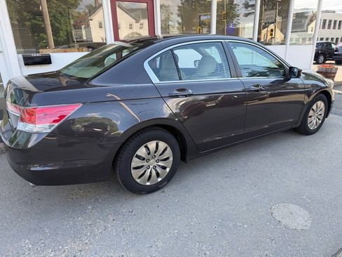 Used 2011 Honda Accord LX image 30