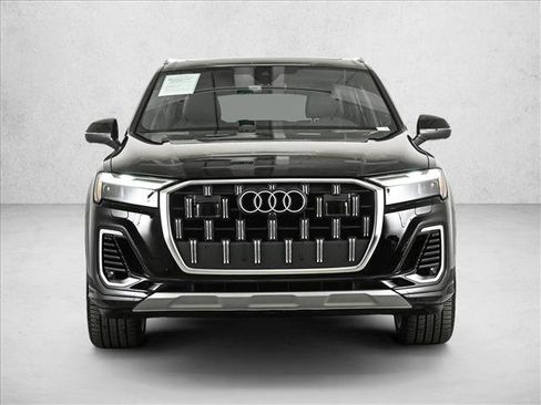 Used 2025 Audi Q7 3.0T Premium Plus w/ Premium Plus Package image 2