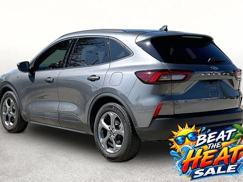 Used 2025 Ford Escape ST-Line FWD image 14