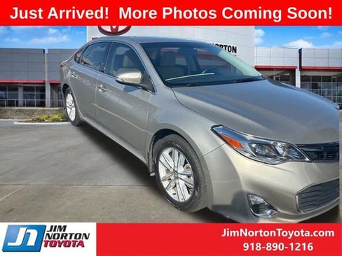 Used 2013 Toyota Avalon XLE Premium image 1