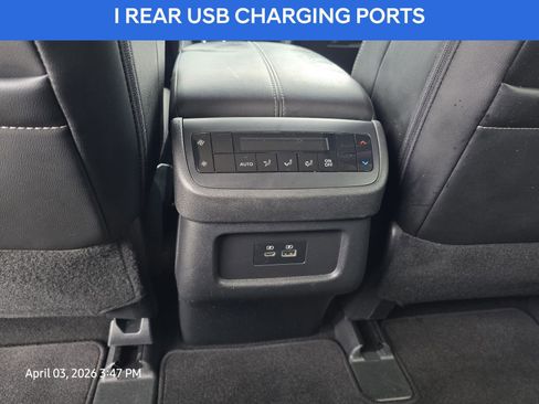 Used 2023 Nissan Pathfinder SL image 18