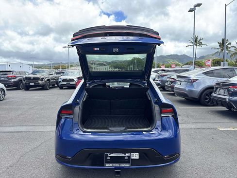 Used 2023 Toyota Prius Limited FWD image 20