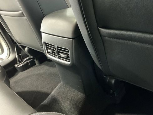 Used 2025 MAZDA CX-5 AWD 2.5 S w/ Preferred Package image 16