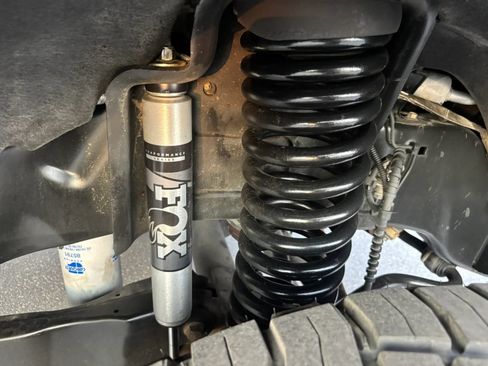 Used 2020 Ford F350 Lariat AWD/4WD image 24