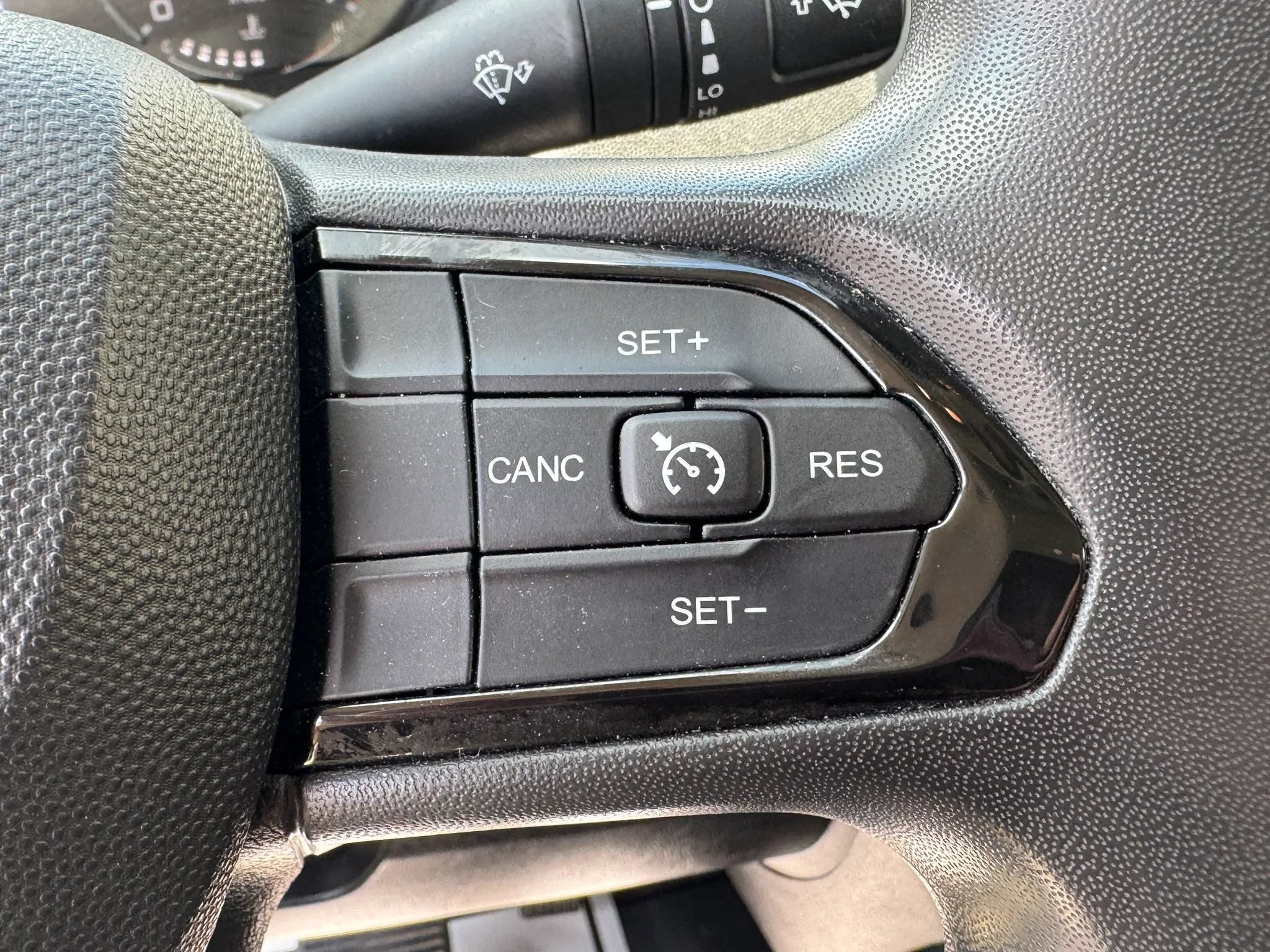 Used 2023 RAM ProMaster 2500 FWD image 21