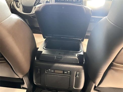 Used 2021 Nissan Armada Platinum w/ Captain's Chairs Package image 17