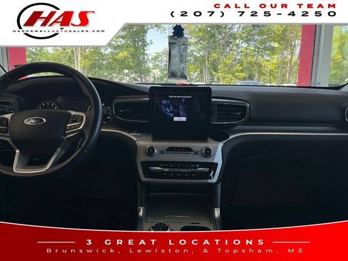 Used 2021 Ford Explorer XLT w/ Equipment Group 202A AWD/4WD image 35