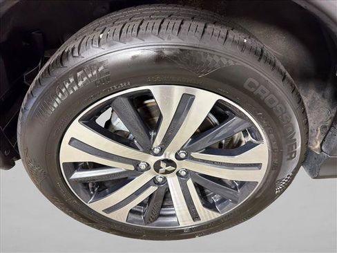 Used 2025 Mitsubishi Outlander Sport AWD image 17