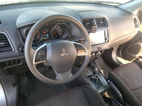 Used 2018 Mitsubishi Outlander Sport ES image 15