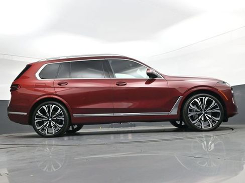 Used 2024 BMW X7 xDrive40i AWD/4WD image 30