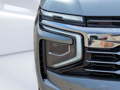 Used 2025 Chevrolet Tahoe LT AWD/4WD image 10