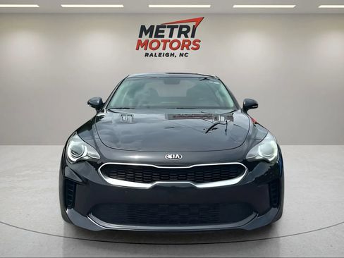 Used 2019 Kia Stinger Sedan 4D image 4