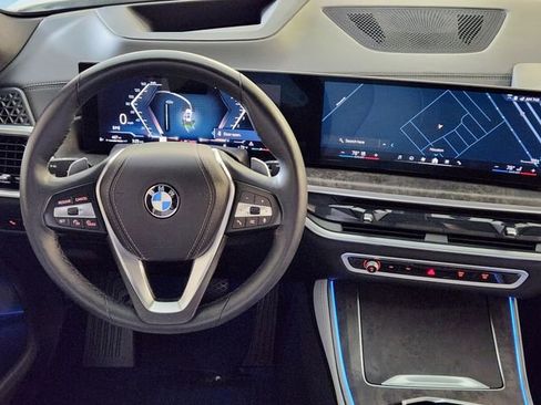 Used 2025 BMW X5 xDrive40i w/ Premium Package image 27